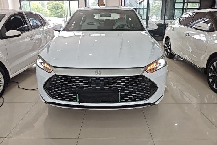 Used BYD Qin PLUS 2023 Champion Edition DM-i 120KM Beyond Model Front
