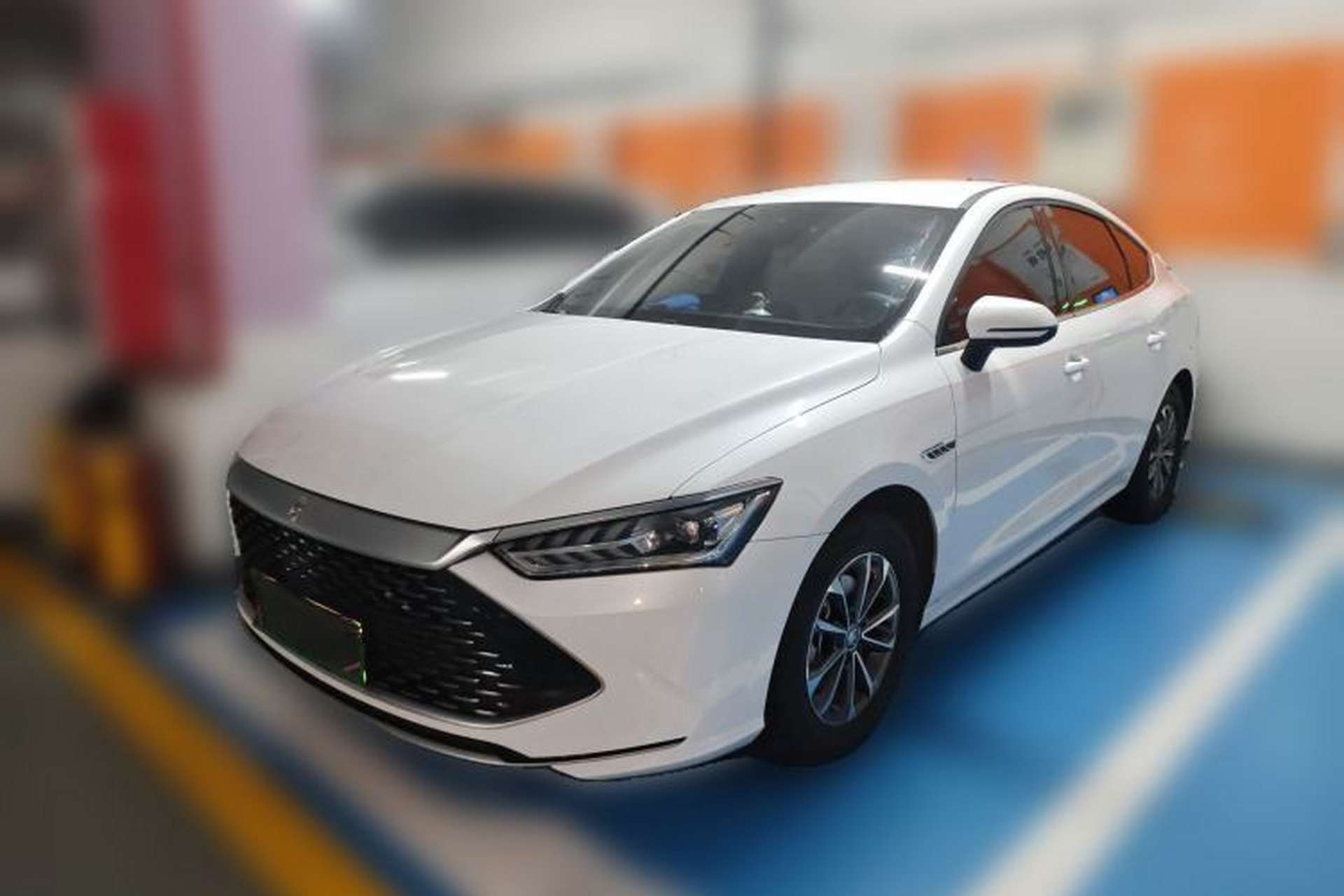 Used BYD Qin PLUS 2023 Champion Edition DM-i 55KM Leading Model Front Left 45 Deg