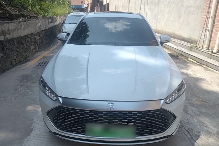 Used BYD Qin PLUS 2023 Champion Edition DM-i 120KM Leading Model Front
