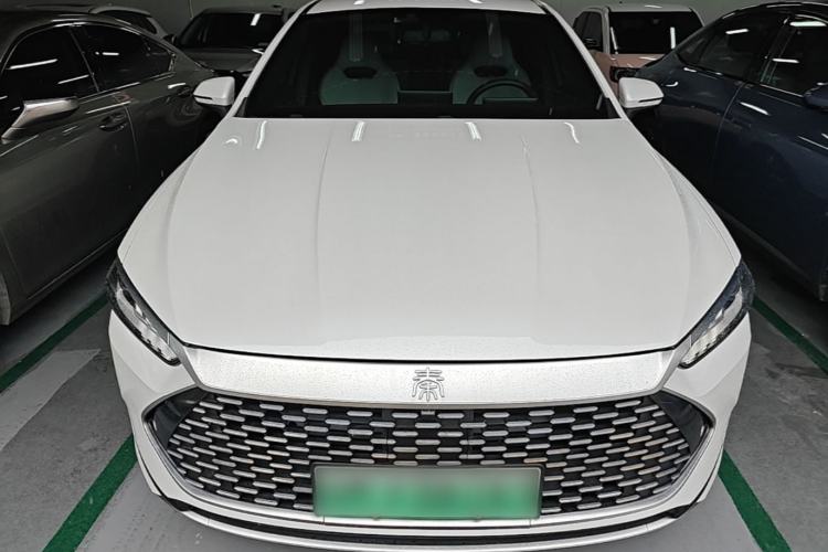 Used BYD Qin PLUS 2023 Champion Edition DM-i 120KM Leading Model Front
