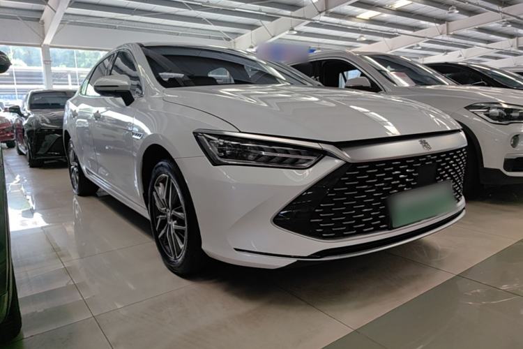 Used BYD Qin PLUS 2023 Champion Edition DM-i 120KM Excellence Model Front Right 45 Deg