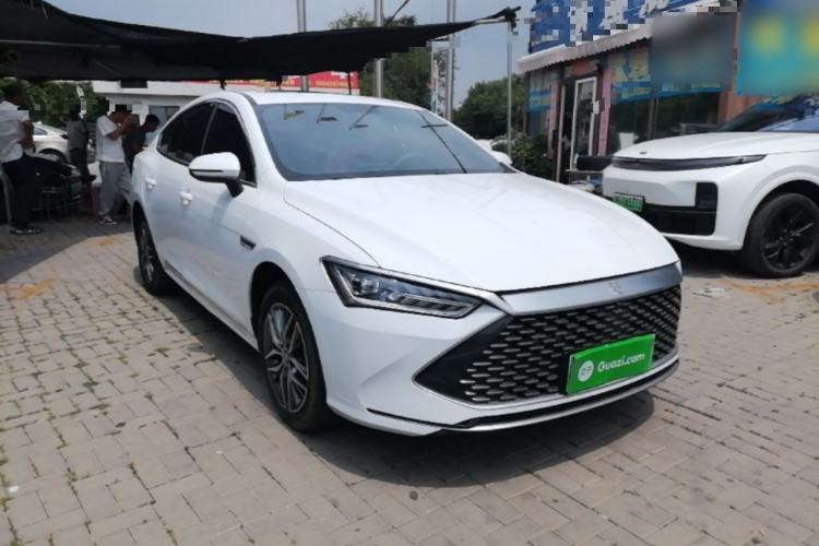 Used BYD Qin PLUS 2023 Champion Edition DM-i 120KM Leading Model Front Right 45 Deg