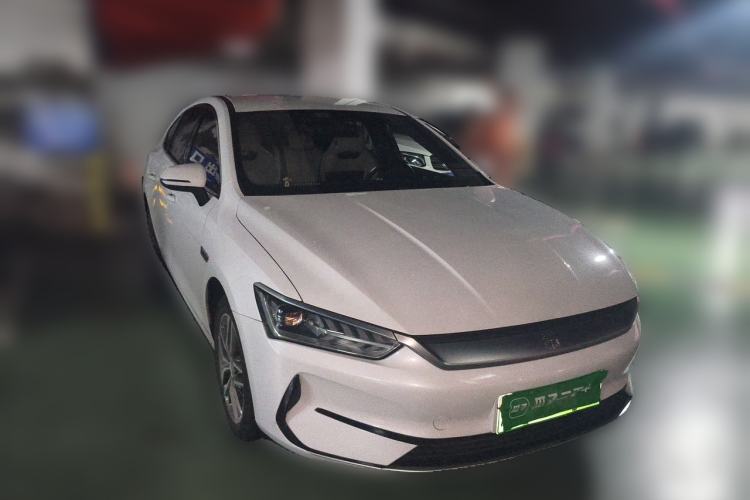 Used BYD Qin PLUS 2023 Champion Edition EV 510KM Leading Model Front Right 45 Deg