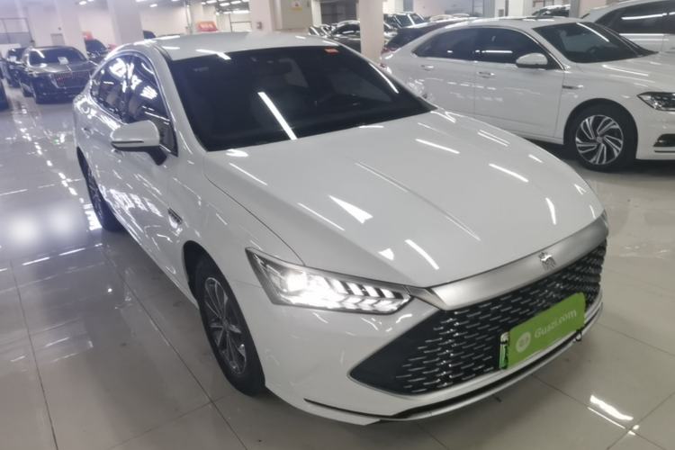 Used BYD Qin PLUS 2023 Champion Edition DM-i 55KM Leading Model Front Right 45 Deg