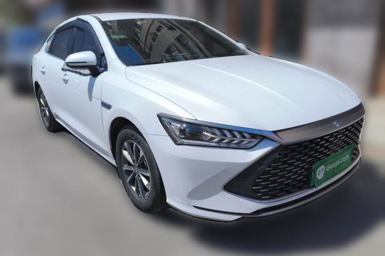 Used BYD Qin PLUS 2023 Champion Edition DM-i 55KM Leading Model Front Right 45 Deg
