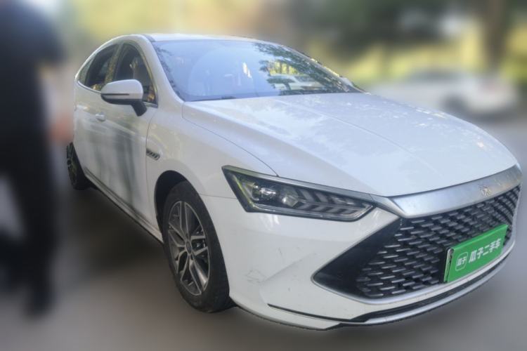 Used BYD Qin PLUS 2023 Champion Edition DM-i 55KM Superior Model Front Right 45 Deg