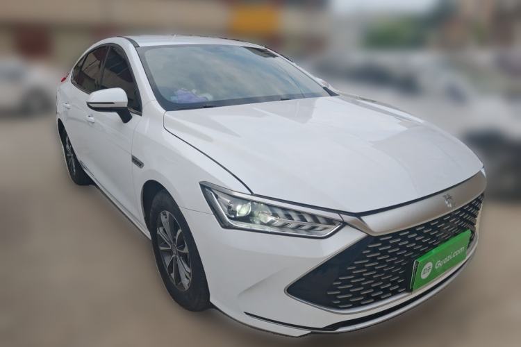 Used BYD Qin PLUS 2023 Champion Edition DM-i 55KM Leading Model Front Right 45 Deg