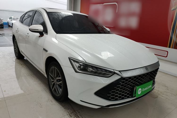 Used BYD Qin PLUS 2023 Champion Edition DM-i 120KM Leading Model Front Right 45 Deg