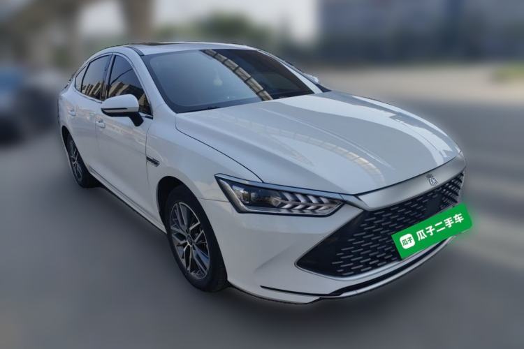Used BYD Qin PLUS 2023 Champion Edition DM-i 120KM Excellence Model Front Right 45 Deg