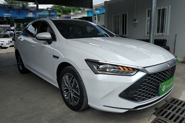 Used BYD Qin PLUS 2023 Champion Edition DM-i 120KM Beyond Model Front Right 45 Deg