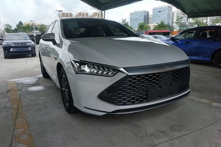 Used BYD Qin PLUS 2023 Champion Edition DM-i 55KM Leading Model Front Right 45 Deg