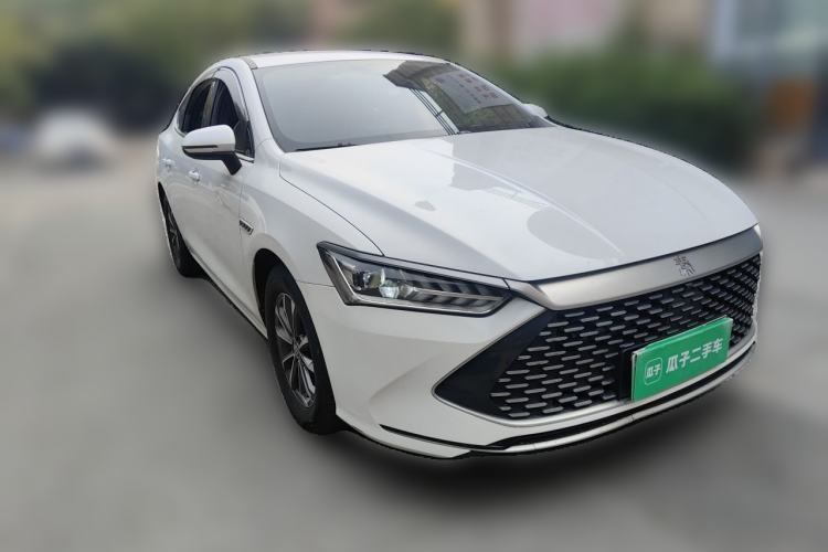 Used BYD Qin PLUS 2023 Champion Edition DM-i 55KM Leading Model Front Right 45 Deg