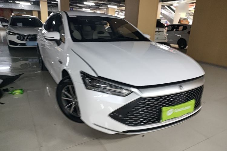 Used BYD Qin PLUS 2023 Champion Edition DM-i 55KM Leading Model Front Right 45 Deg