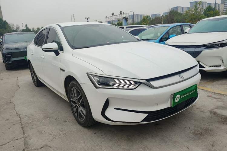 Used BYD Qin PLUS 2023 Champion Edition EV 510KM Leading Model Front Right 45 Deg