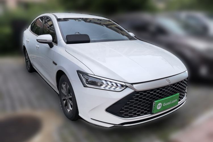 Used BYD Qin PLUS 2023 Champion Edition DM-i 55KM Leading Model Front Right 45 Deg