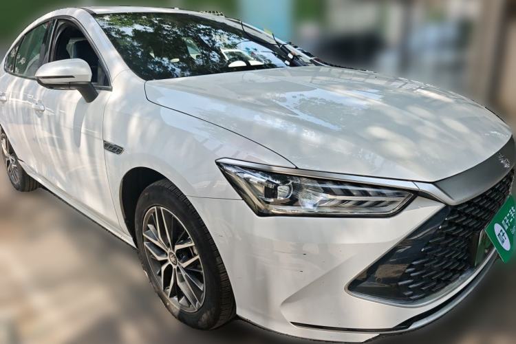 Used BYD Qin PLUS 2023 Champion Edition DM-i 120KM Beyond Model Front Right 45 Deg