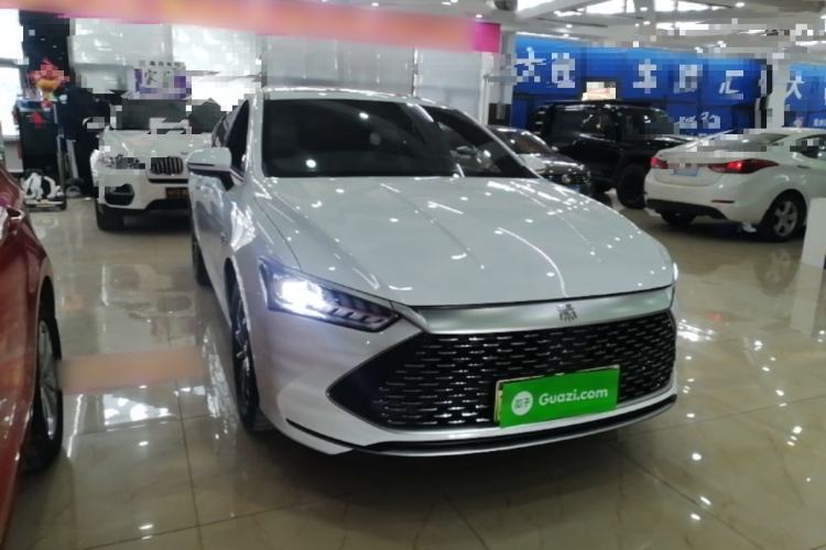 Used BYD Qin PLUS 2023 Champion Edition DM-i 55KM Leading Model Front Right 45 Deg