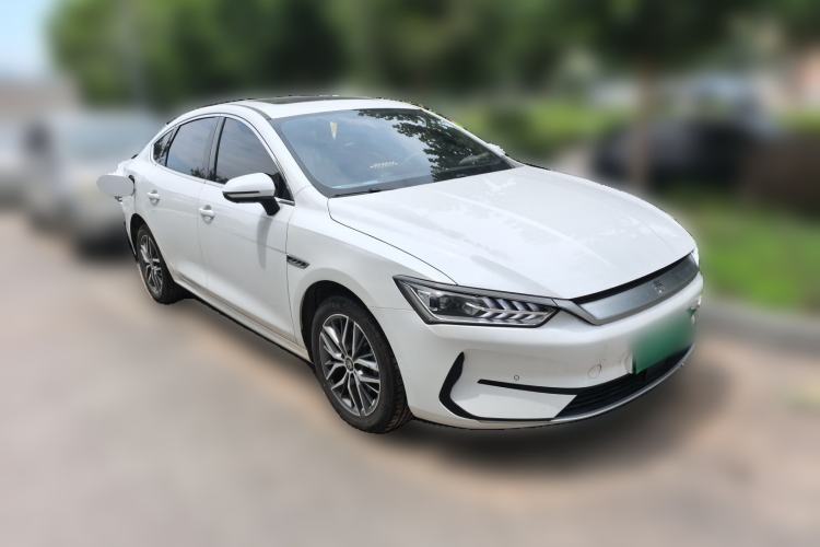 Used BYD Qin PLUS 2023 Champion Edition EV 420KM Superior Model Front Right 45 Deg