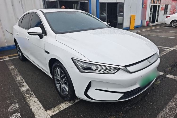 Used BYD Qin PLUS 2023 Champion Edition EV 420KM Superior Model Front Right 45 Deg