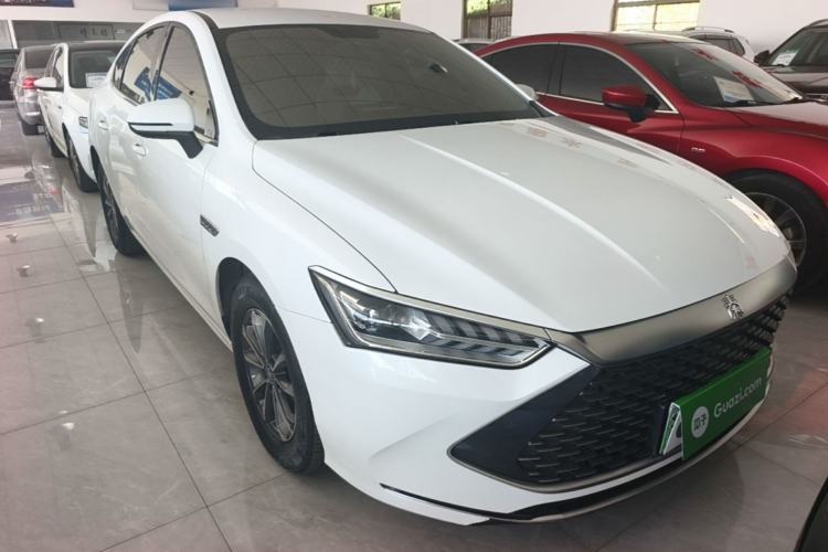 Used BYD Qin PLUS 2023 Champion Edition DM-i 55KM Leading Model Front Right 45 Deg
