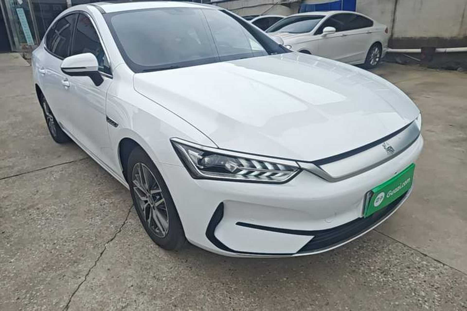 Used BYD Qin PLUS 2023 Champion Edition EV 420KM Superior Model Front Right 45 Deg
