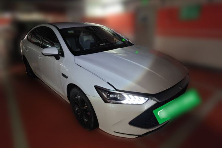 Used BYD Qin PLUS 2023 Champion Edition DM-i 55KM Leading Model Front Right 45 Deg