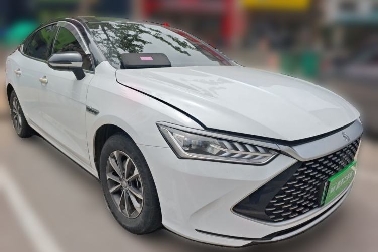 Used BYD Qin PLUS 2023 Champion Edition DM-i 55KM Leading Model Front Right 45 Deg