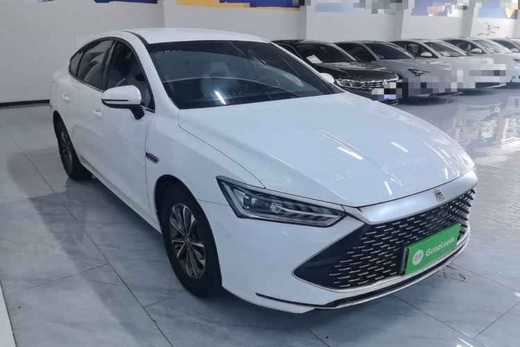 Used BYD Qin PLUS 2023 Champion Edition DM-i 55KM Leading Model Front Right 45 Deg