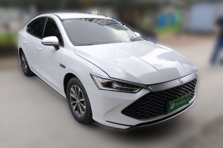 Used BYD Qin PLUS 2023 Champion Edition DM-i 55KM Leading Model Front Right 45 Deg