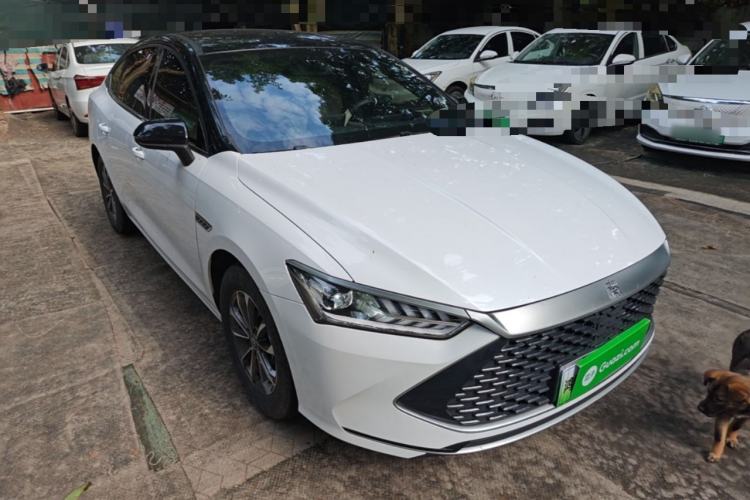 Used BYD Qin PLUS 2023 Champion Edition DM-i 55KM Leading Model Front Right 45 Deg