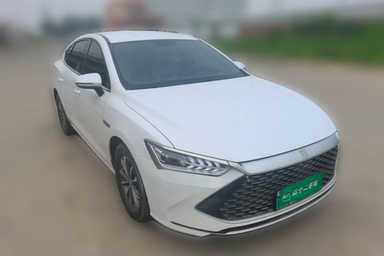 Used BYD Qin PLUS 2023 Champion Edition DM-i 55KM Leading Model Front Right 45 Deg