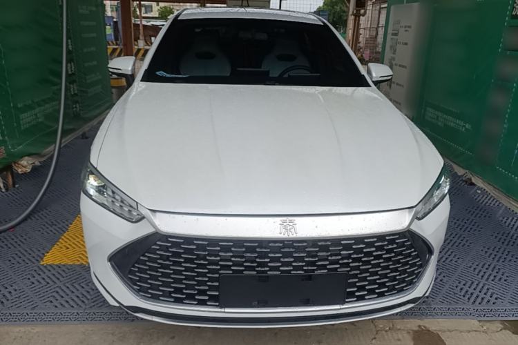 Used BYD Qin PLUS 2023 Champion Edition DM-i 120KM Leading Model Front
