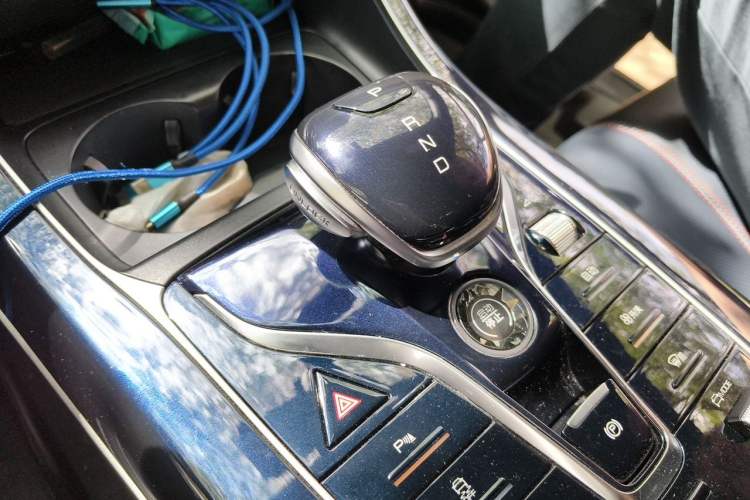 Used BYD Qin PLUS 2023 Champion Edition EV 510KM Leading Model Gear Lever