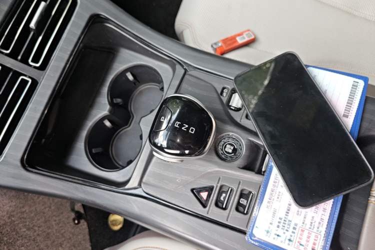 Used BYD Qin PLUS 2023 Champion Edition DM-i 55KM Leading Model Gear Lever