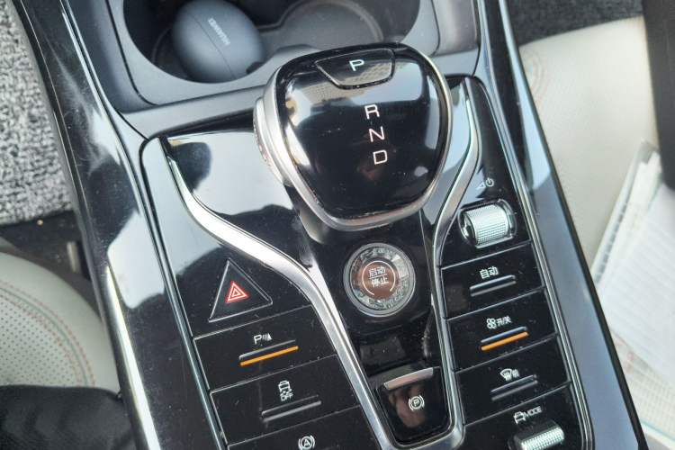 Used BYD Qin PLUS 2023 Champion Edition DM-i 55KM Leading Model Gear Lever