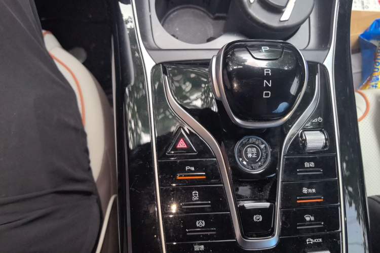 Used BYD Qin PLUS 2023 Champion Edition EV 420KM Superior Model Gear Lever