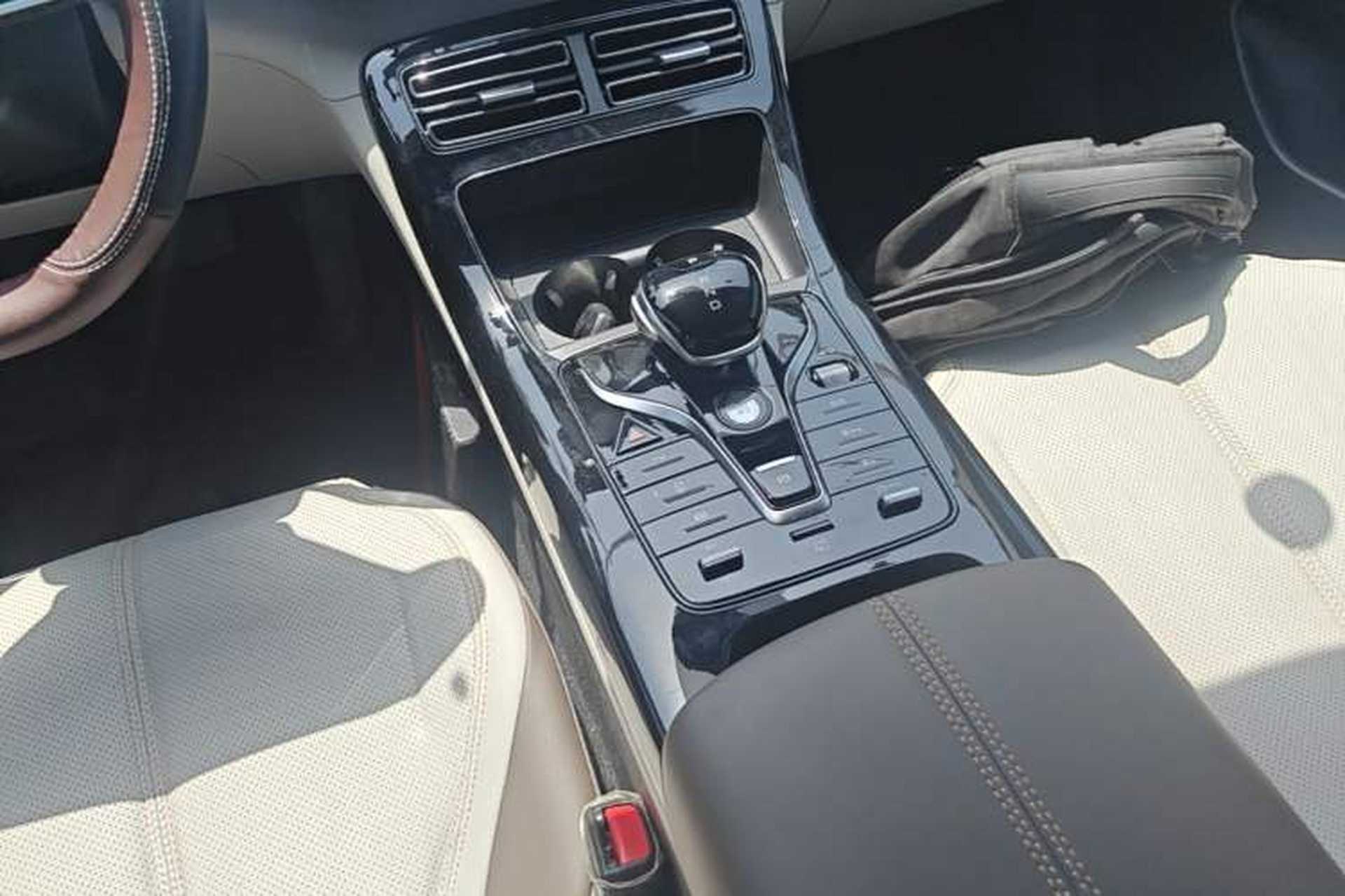 Used BYD Qin PLUS 2023 Champion Edition DM-i 55KM Leading Model Gear Lever