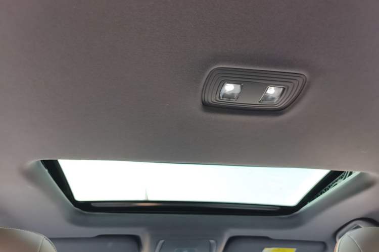 Used BYD Qin PLUS 2023 Champion Edition DM-i 120KM Leading Model Headliner