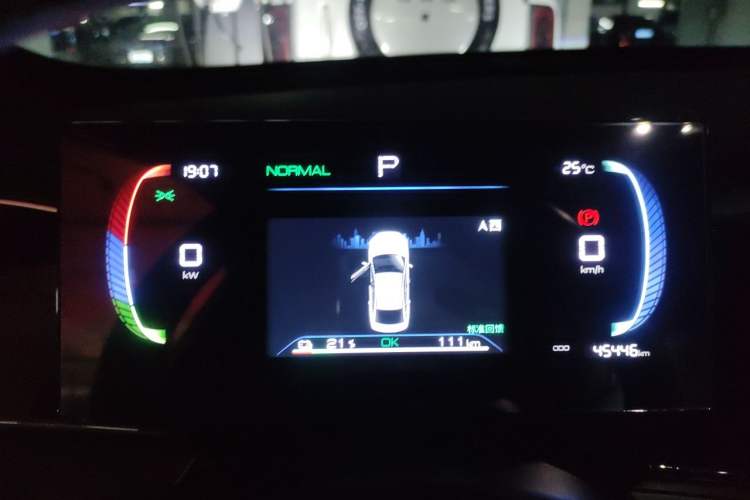 Used BYD Qin PLUS 2023 Champion Edition EV 510KM Leading Model Instrument Cluster