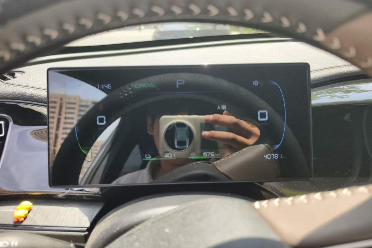 Used BYD Qin PLUS 2023 Champion Edition DM-i 55KM Leading Model Instrument Cluster
