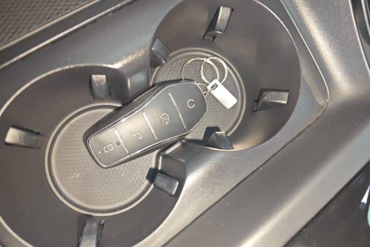 Used BYD Qin PLUS 2023 Champion Edition DM-i 55KM Leading Model Interior 1
