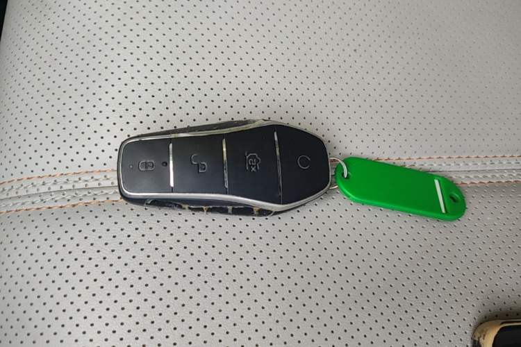 Used BYD Qin PLUS 2023 Champion Edition DM-i 120KM Leading Model Interior 1