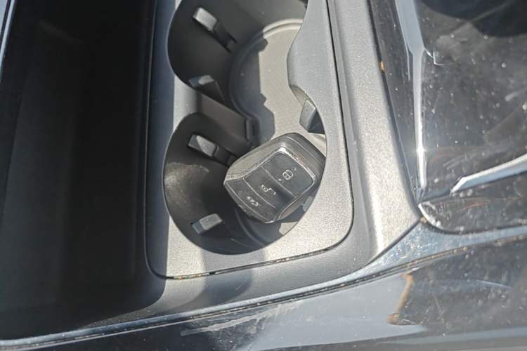 Used BYD Qin PLUS 2023 Champion Edition DM-i 55KM Leading Model Interior 1