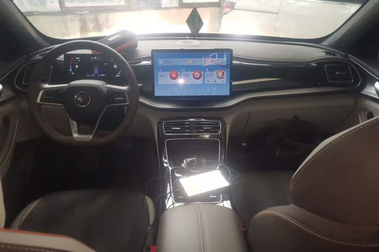 Used BYD Qin PLUS 2023 Champion Edition DM-i 120KM Beyond Model Interior 2
