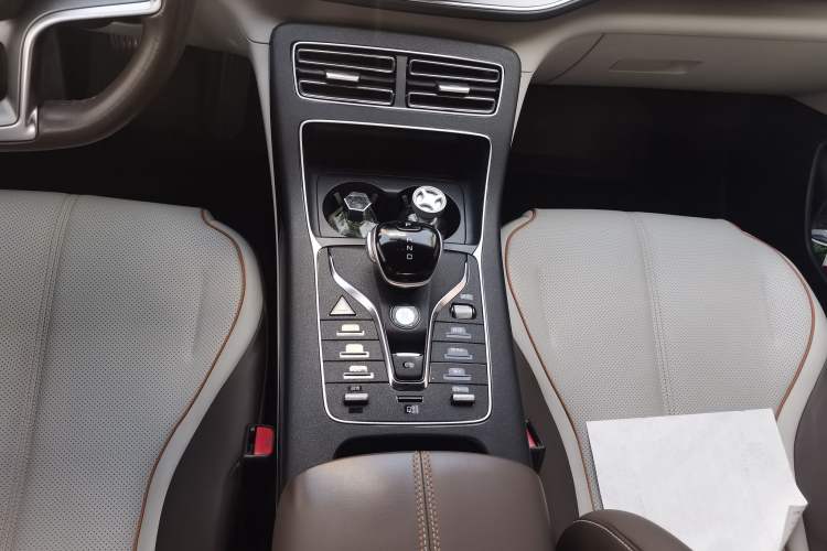 Used BYD Qin PLUS 2023 Champion Edition EV 510KM Leading Model Interior 4