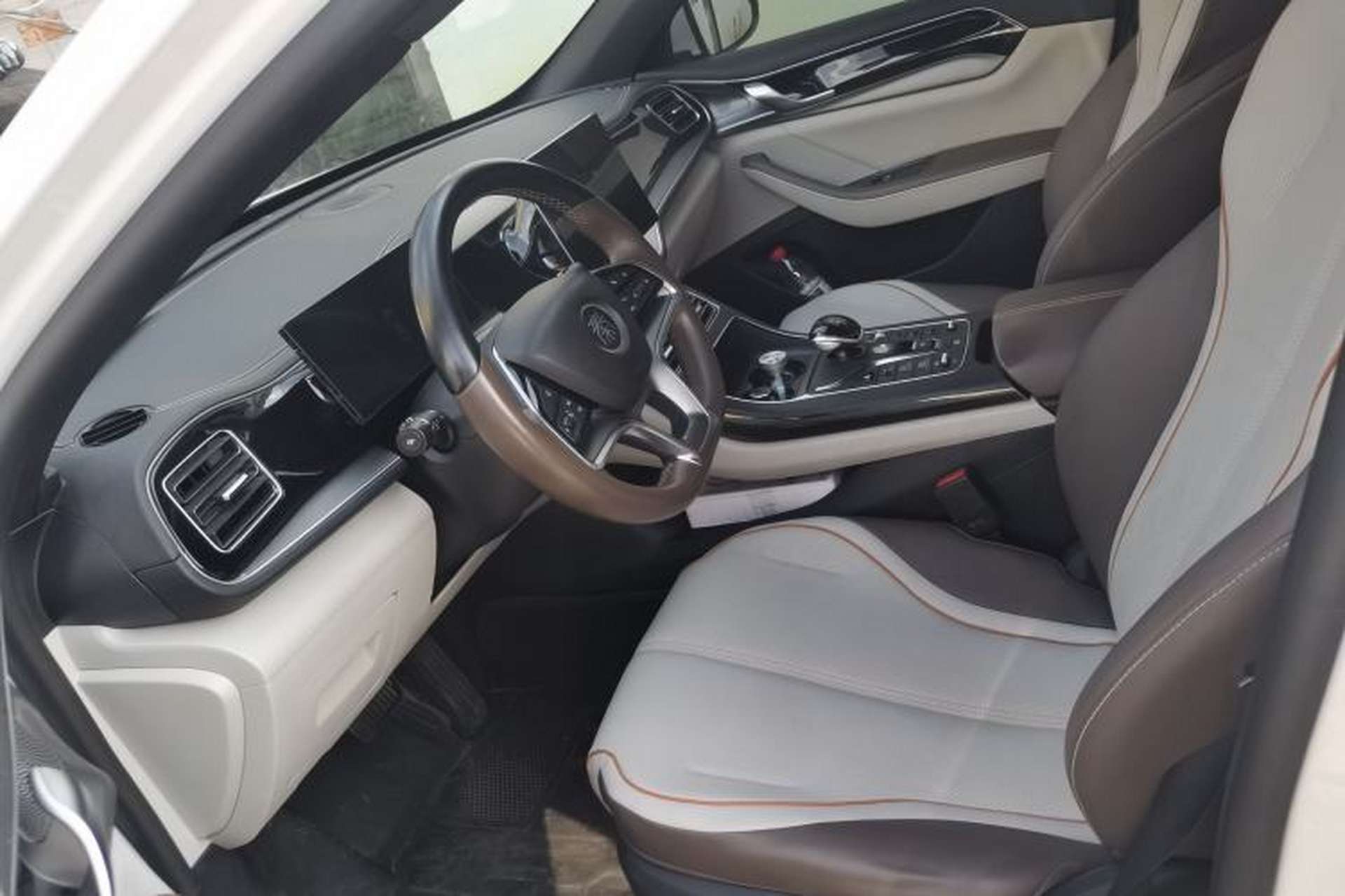 Used BYD Qin PLUS 2023 Champion Edition EV 510KM Leading Model Interior 5