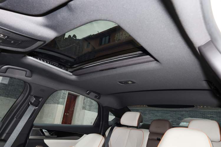 Used BYD Qin PLUS 2023 Champion Edition DM-i 55KM Superior Model Interior 6