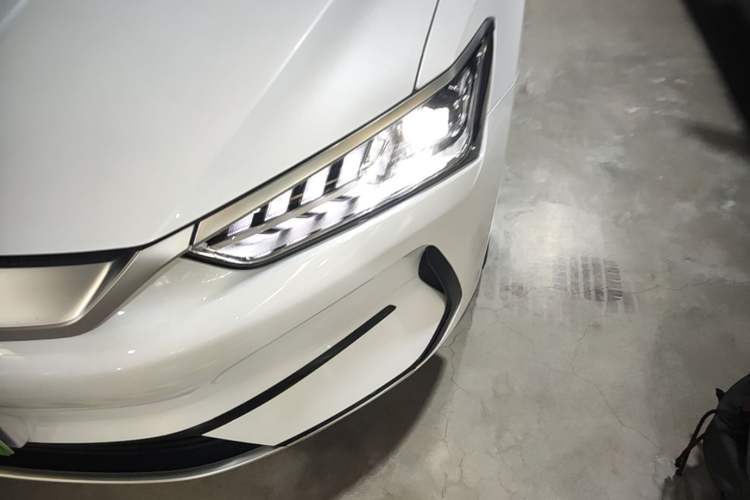 Used BYD Qin PLUS 2023 Champion Edition EV 510KM Leading Model Left Front Headlight