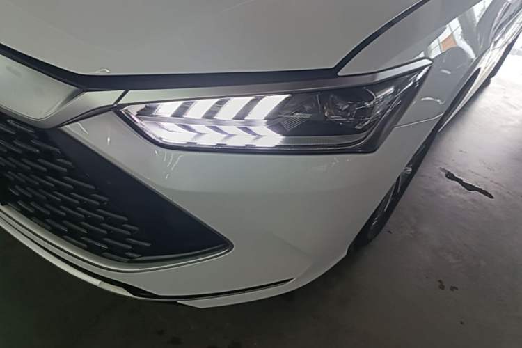 Used BYD Qin PLUS 2023 Champion Edition DM-i 55KM Leading Model Left Front Headlight