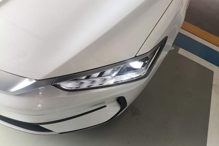 Used BYD Qin PLUS 2023 Champion Edition EV 420KM Leading Model Left Front Headlight